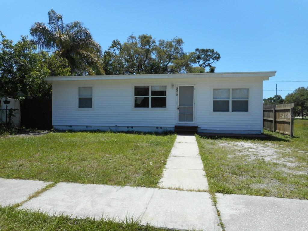 4370 16th Ave., St Petersburg, FL 33711