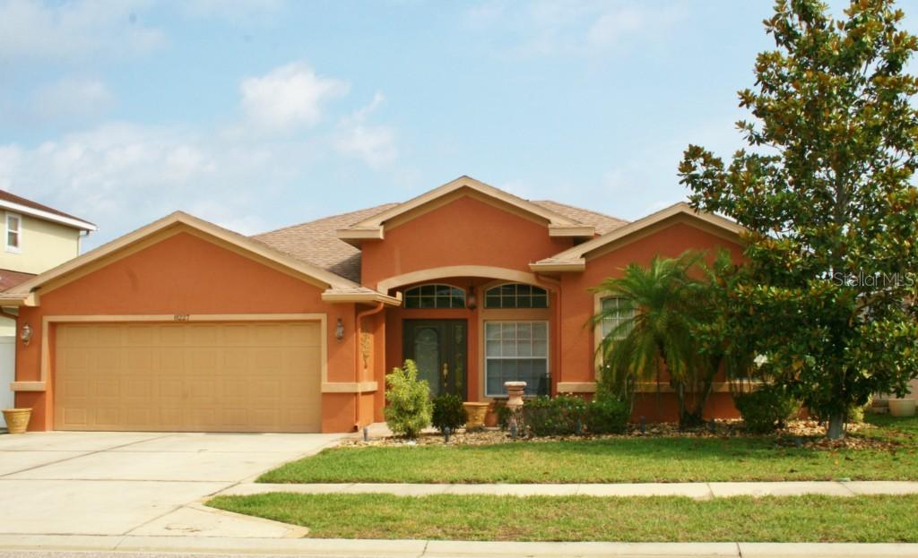 8227 Wild Oaks Way, Largo, FL 33773