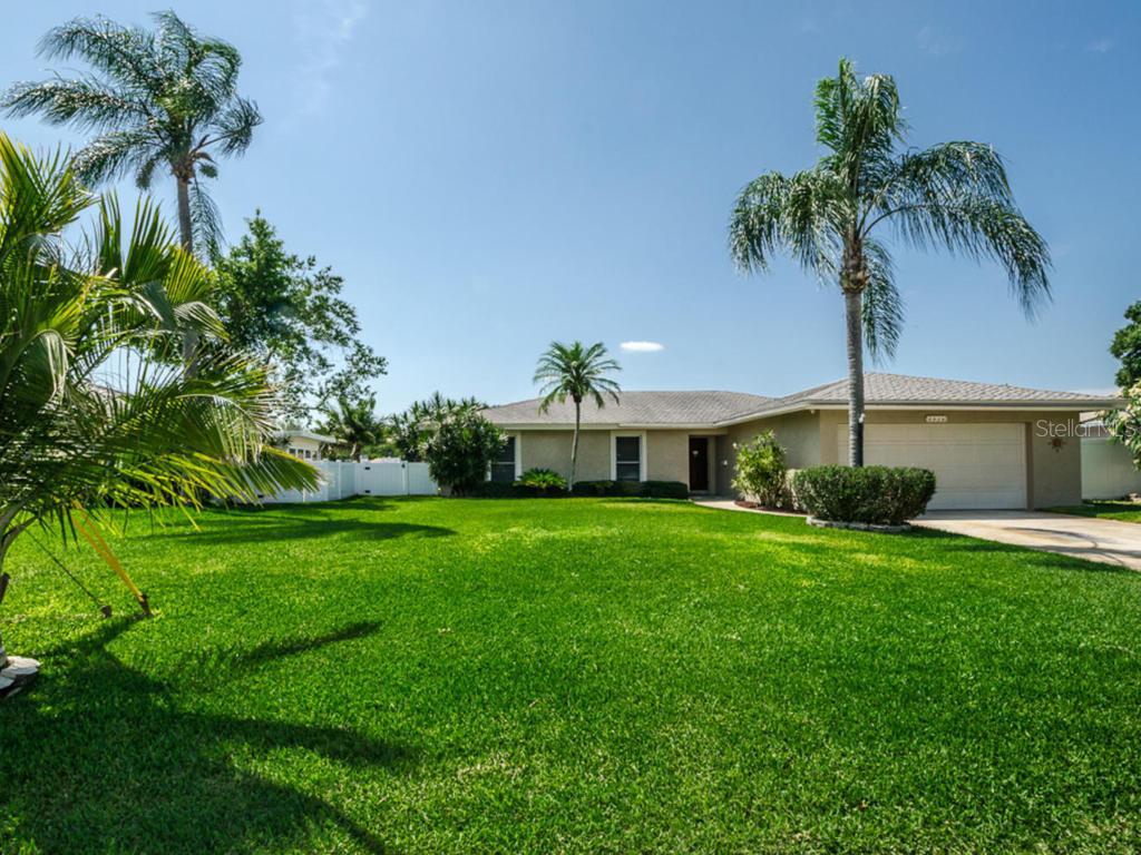 5036 Dover St., St Petersburg, FL 33703