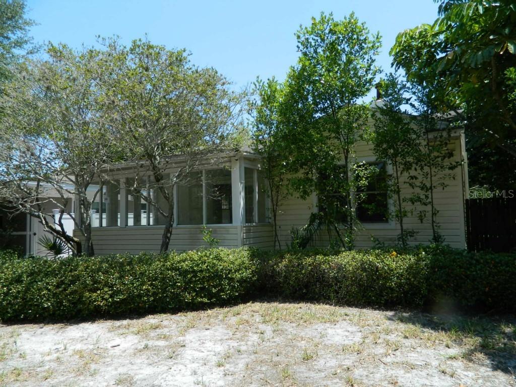 1137 15th St., St Petersburg, FL 33705