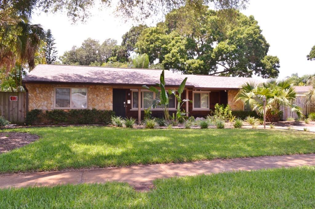 1220 35th St., St Petersburg, FL 33713