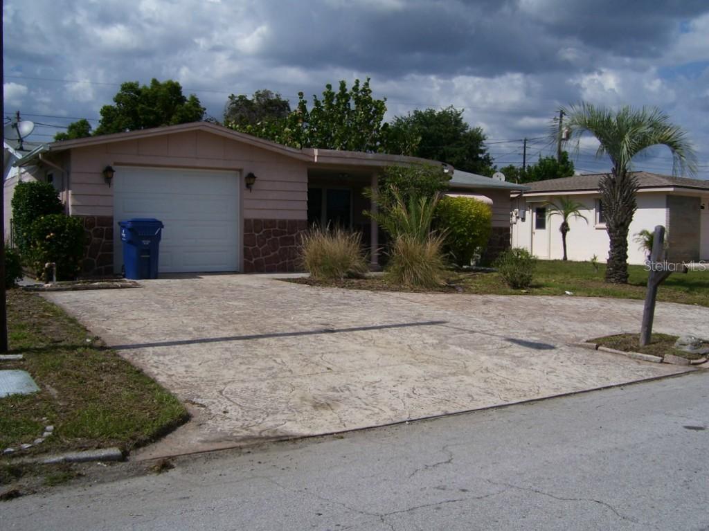 3911 Sablewood Dr., Holiday, FL 34691