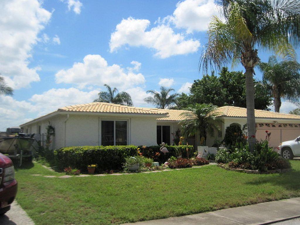 1948 Norfolk Dr., Holiday, FL 34691