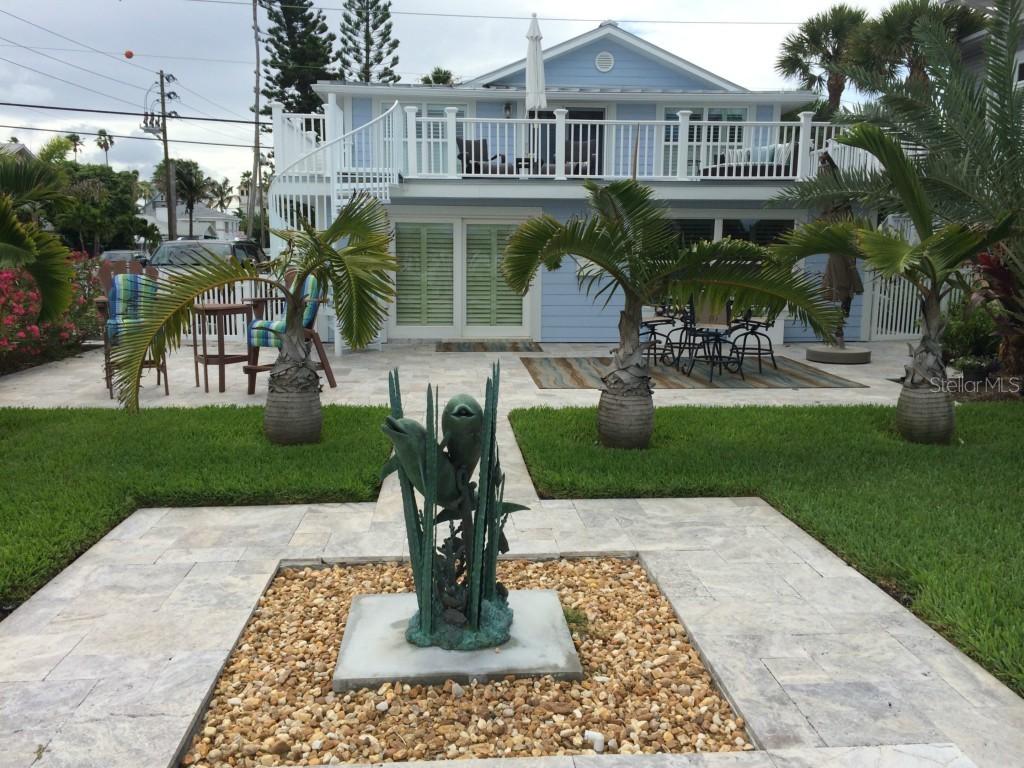 2007 Gulf Way, St Pete Beach, FL 33706