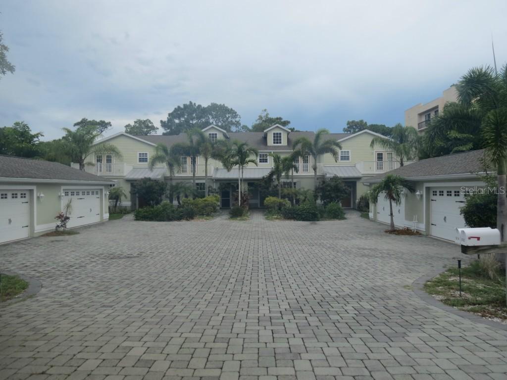 610 S Florida Ave., Tarpon Springs, FL 34689