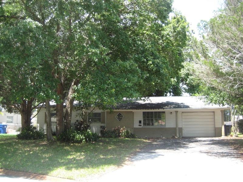 6694 21st St., St Petersburg, FL 33702