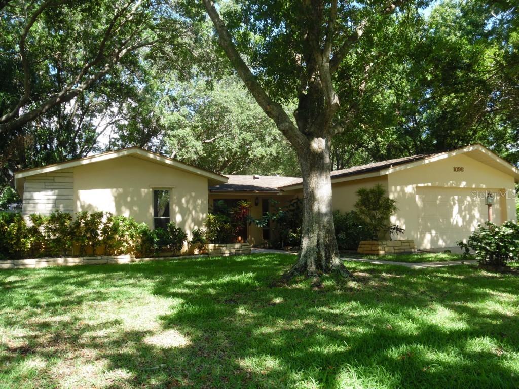 1096 Damrosch St., Largo, FL 33771
