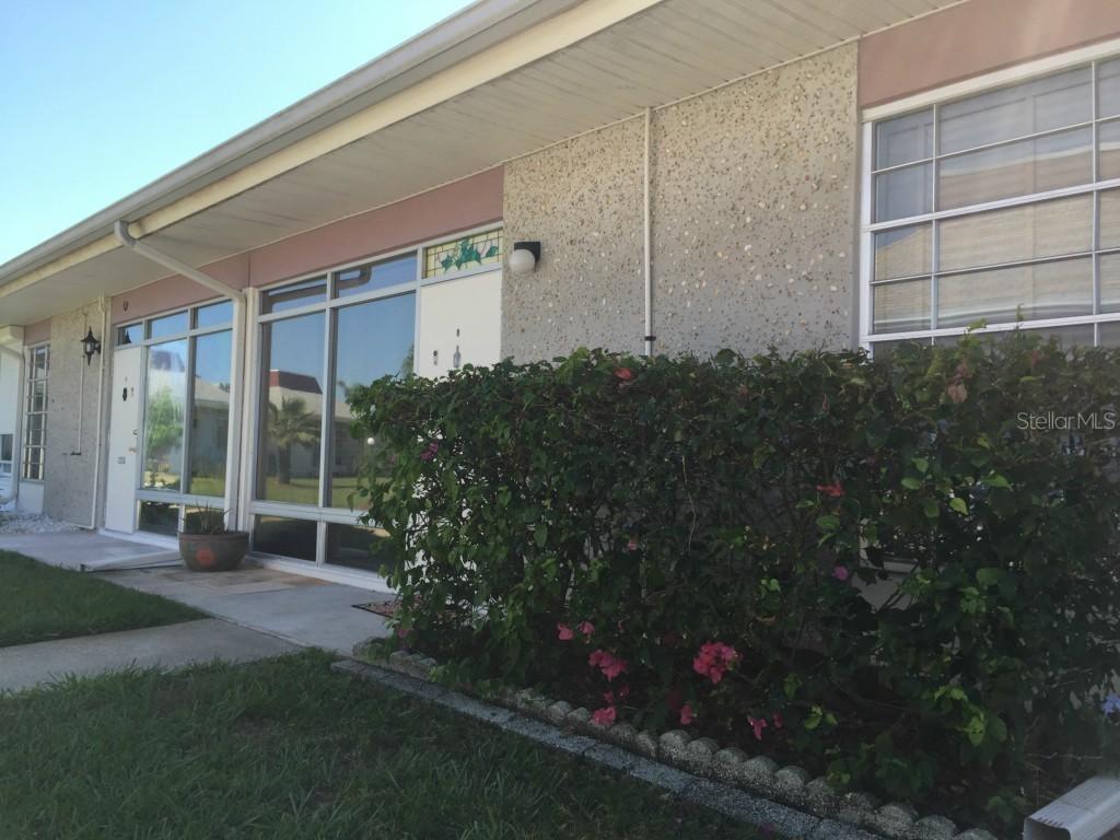 4349 Tahitian Gardens Cir. #32G, Holiday, FL 34691