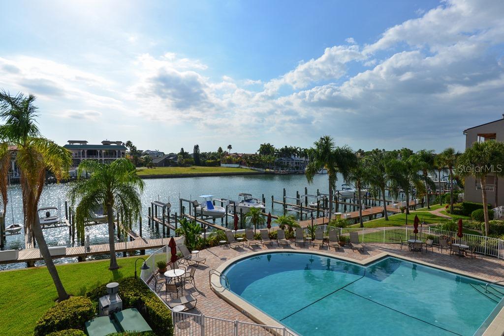 936 Pinellas Bayway #T-9, Tierra Verde, FL 33715