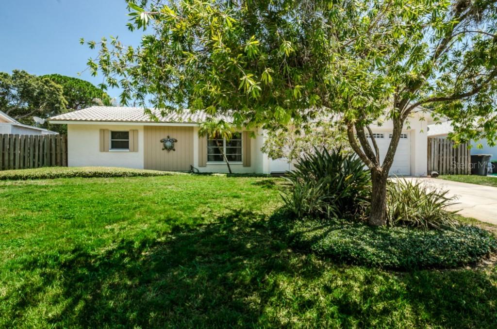 14200 82nd Ave., Seminole, FL 33776
