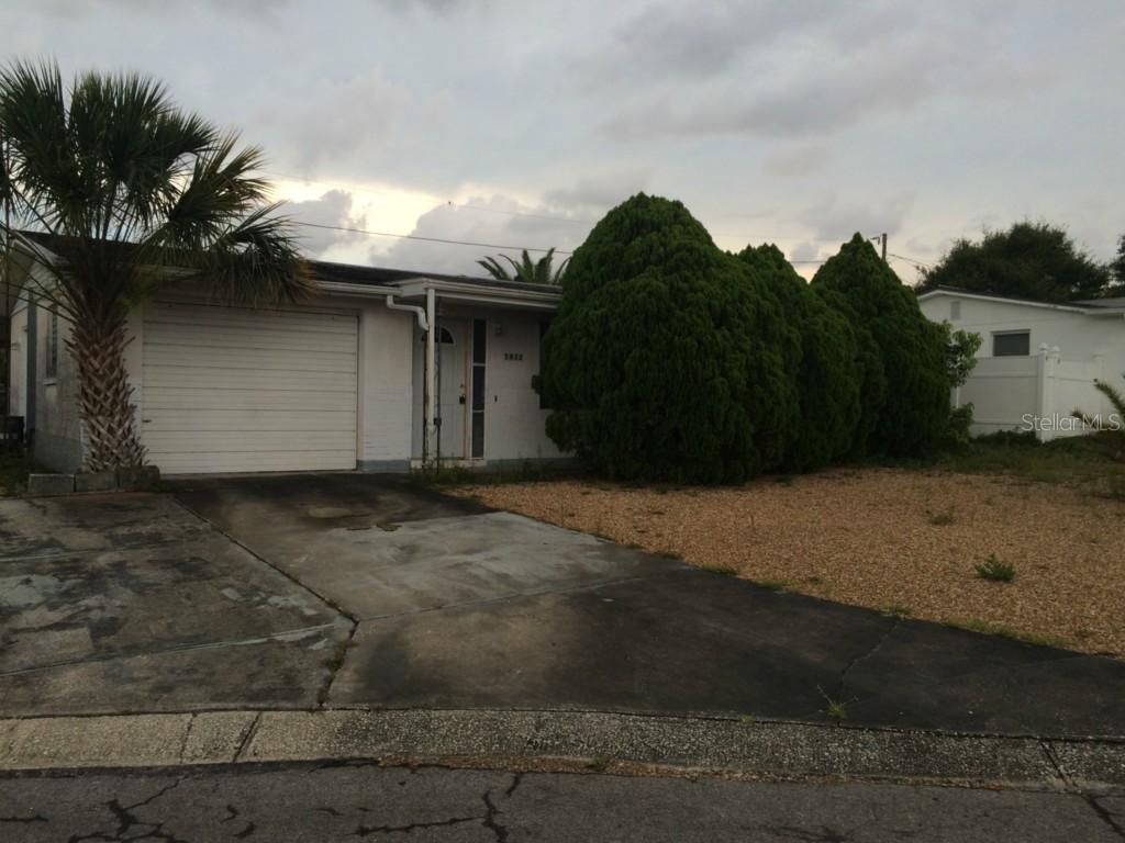 5032 Genesis Ave., Holiday, FL 34690