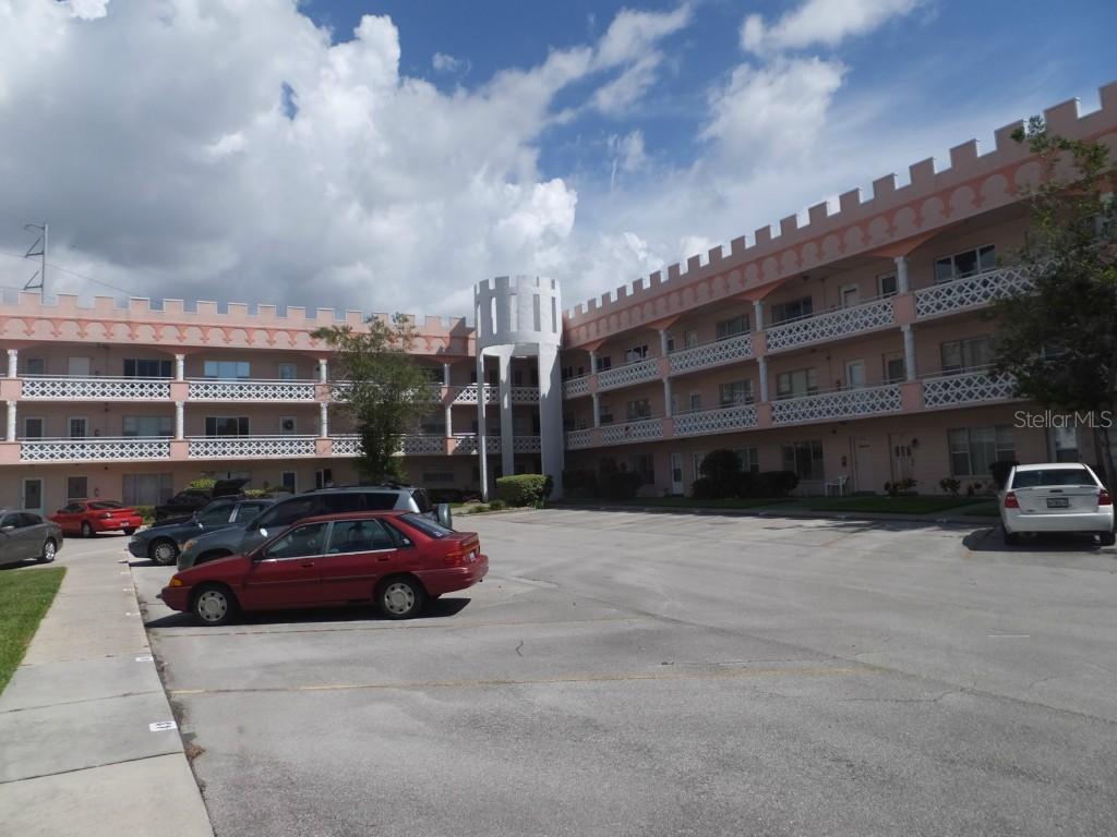 2457 Ecuadorian Way #83, Clearwater, FL 33763