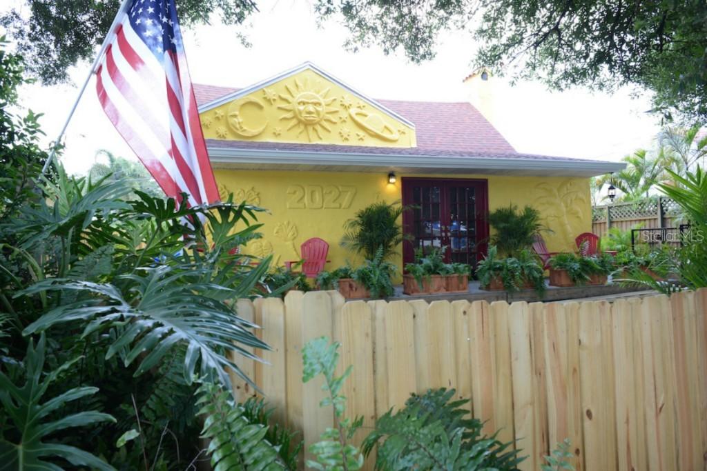 2027 16th St., St Petersburg, FL 33704