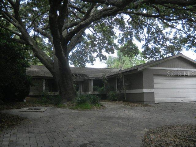 2878 Honey Bear Ct., Palm Harbor, FL 34684