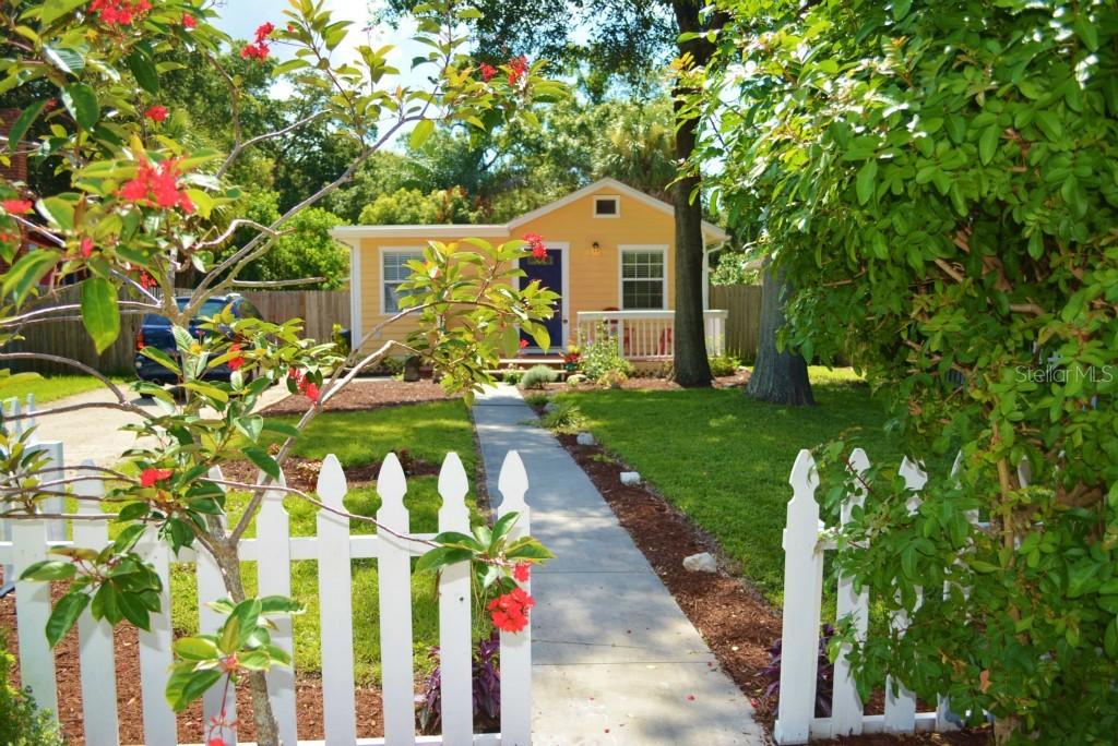 1900 52nd St., Gulfport, FL 33707