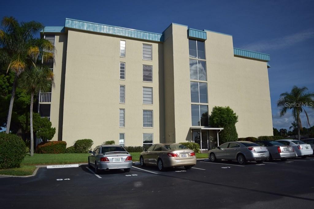 4904 38th Way #313, St Petersburg, FL 33711