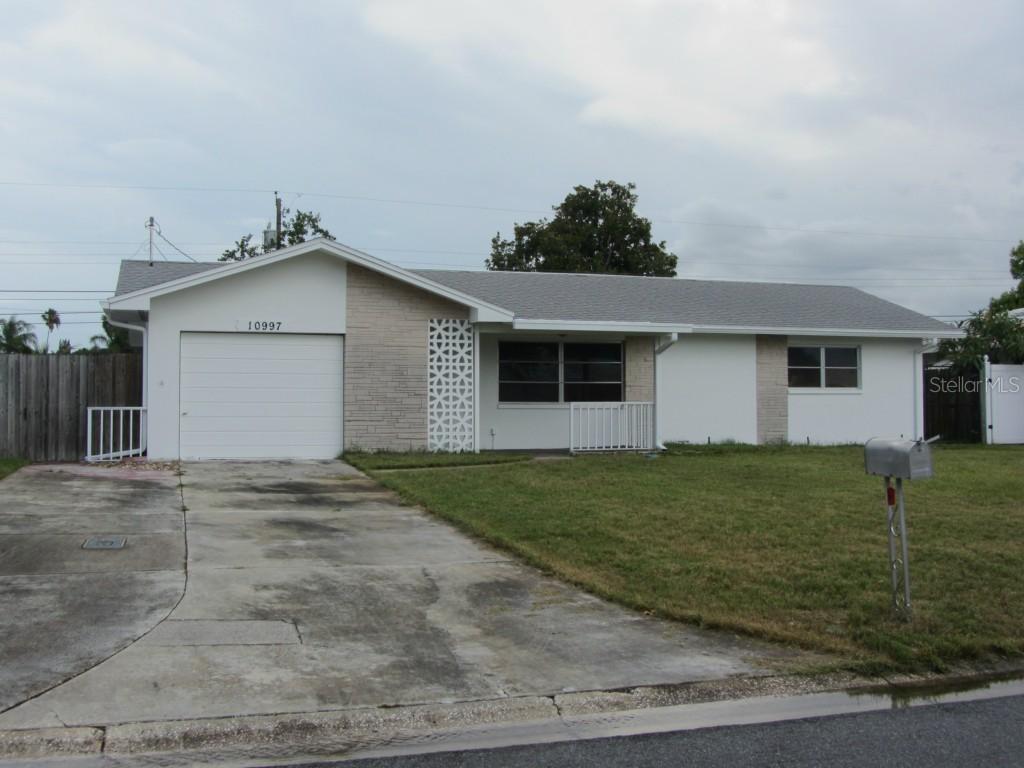 10997 91st Ter., Seminole, FL 33772