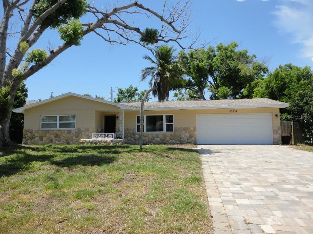 13559 Bellewood Ave., Seminole, FL 33776