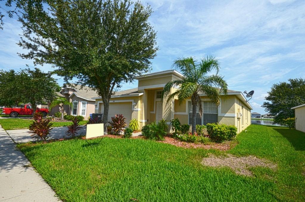 2348 Roanoke Springs Dr., Ruskin, FL 33570