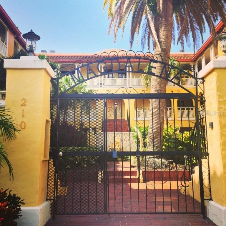 210 22nd Ave. #4, St Petersburg, FL 33704