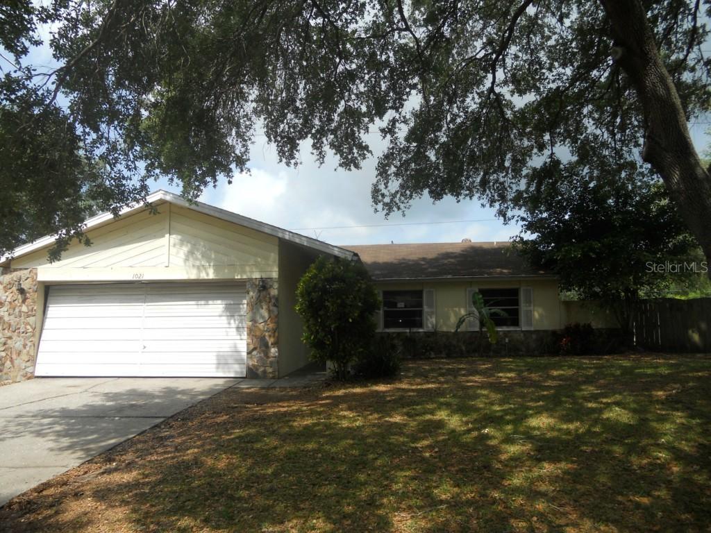 1021 Breeze Dr., Largo, FL 33770