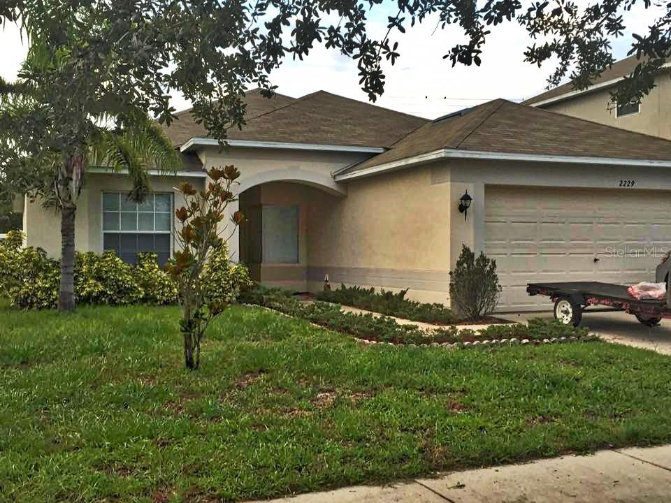 2229 Roanoke Springs Dr., Ruskin, FL 33570