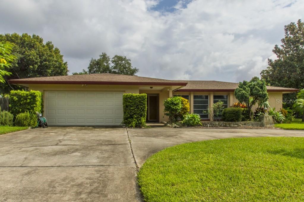 936 Stephen Foster Dr., Largo, FL 33771