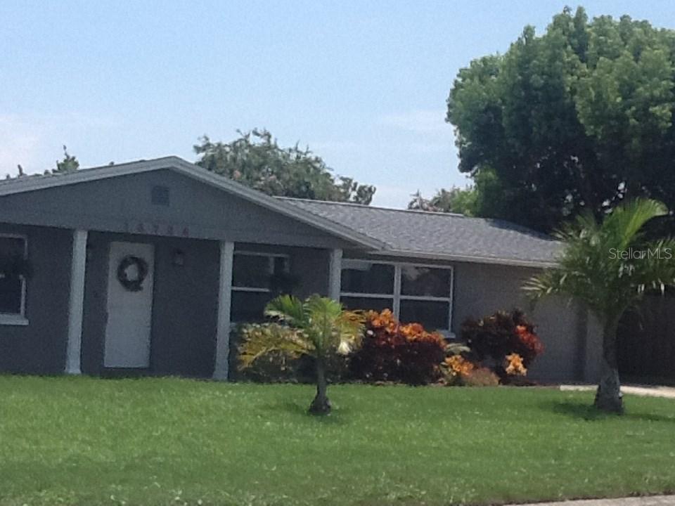 3736 Darlington Rd., Holiday, FL 34691