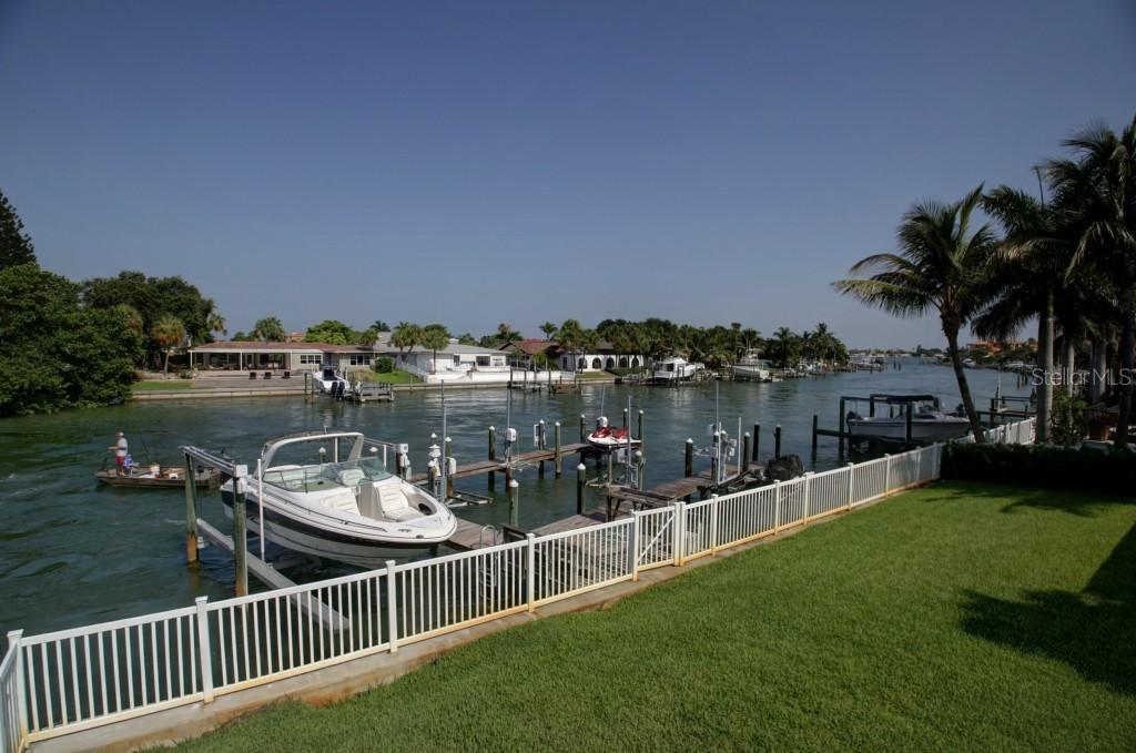 372 4th Ave., Tierra Verde, FL 33715