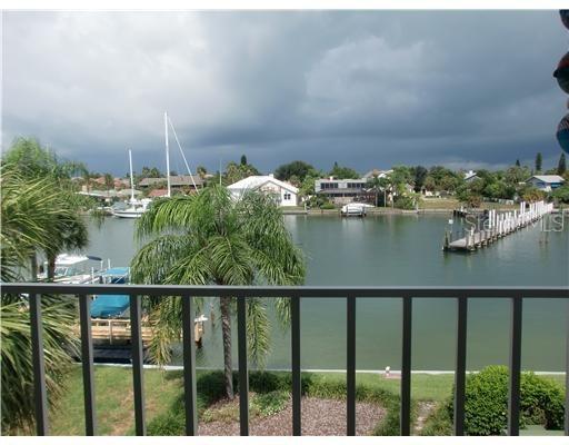340 Pinellas Bayway #305, Tierra Verde, FL 33715