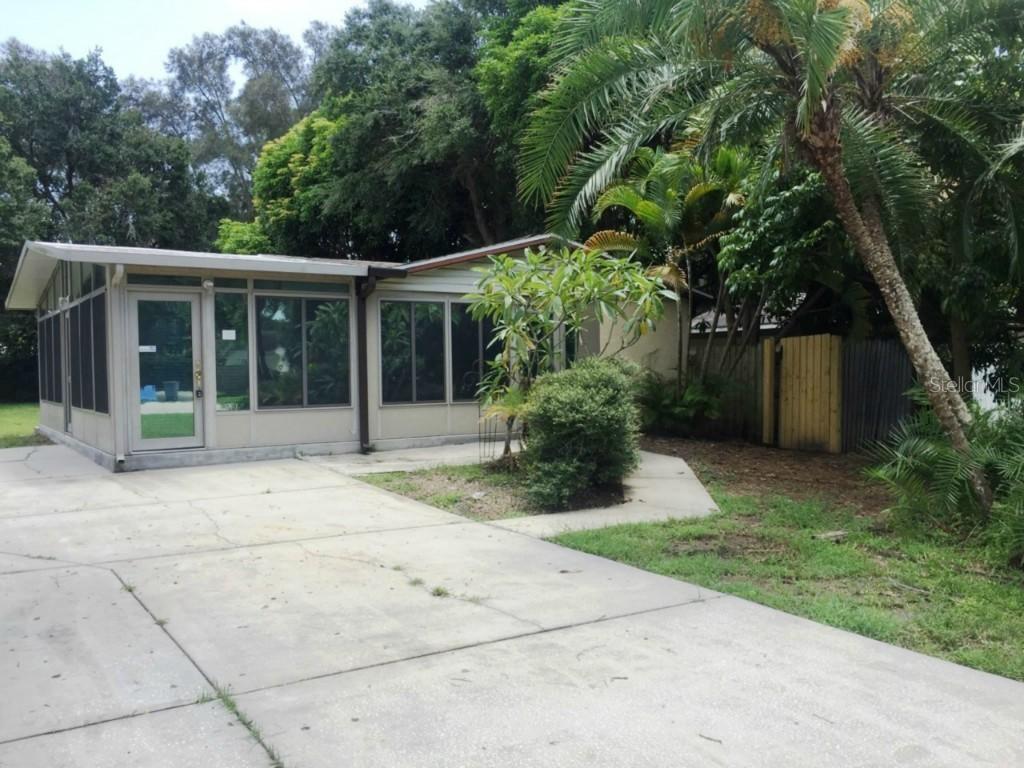 7995 63rd St., Pinellas Park, FL 33781