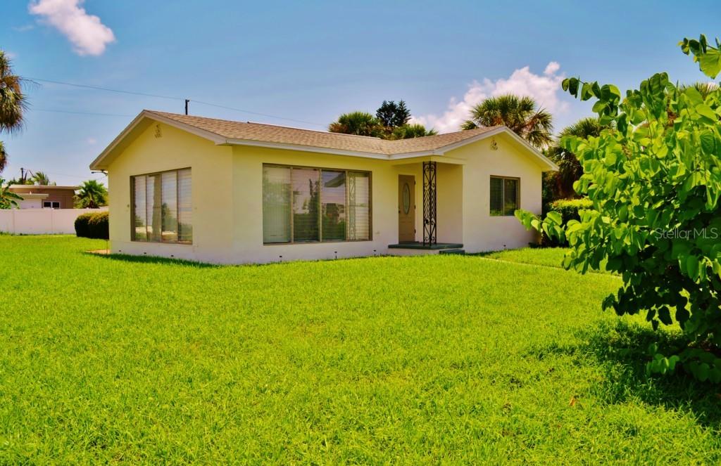 281 44th Ave., St Pete Beach, FL 33706