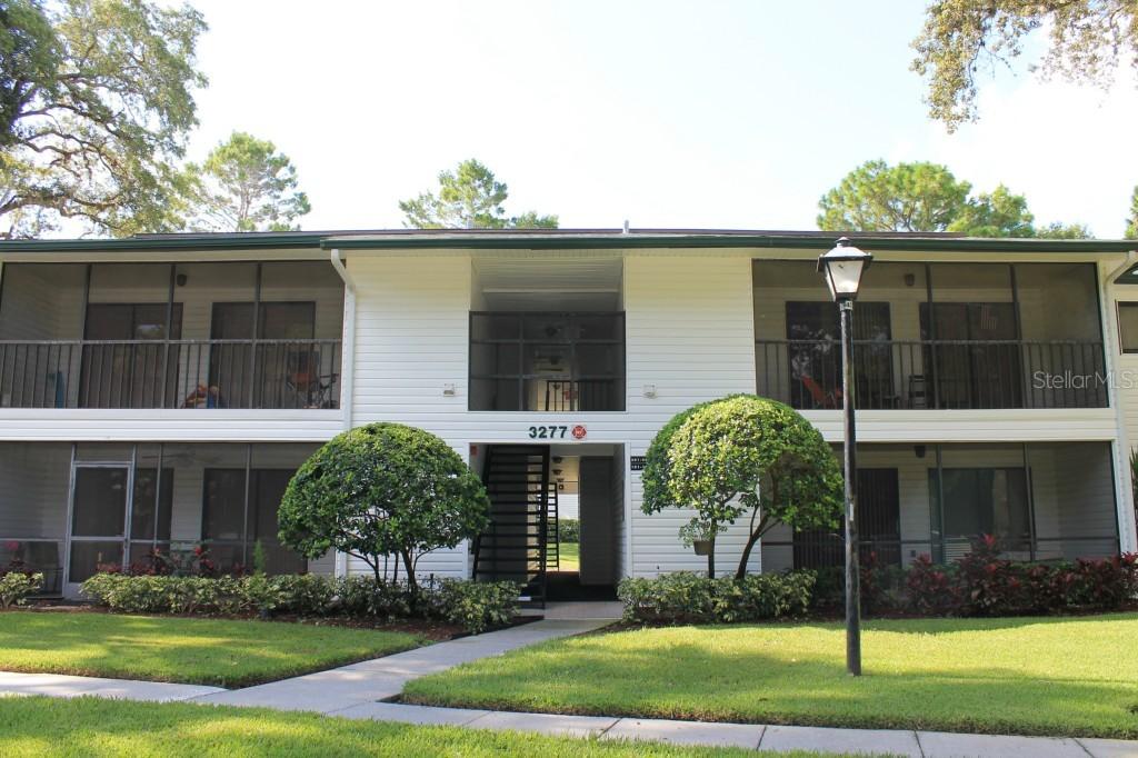 3277 Fox Chase Cir. #203, Palm Harbor, FL 34683