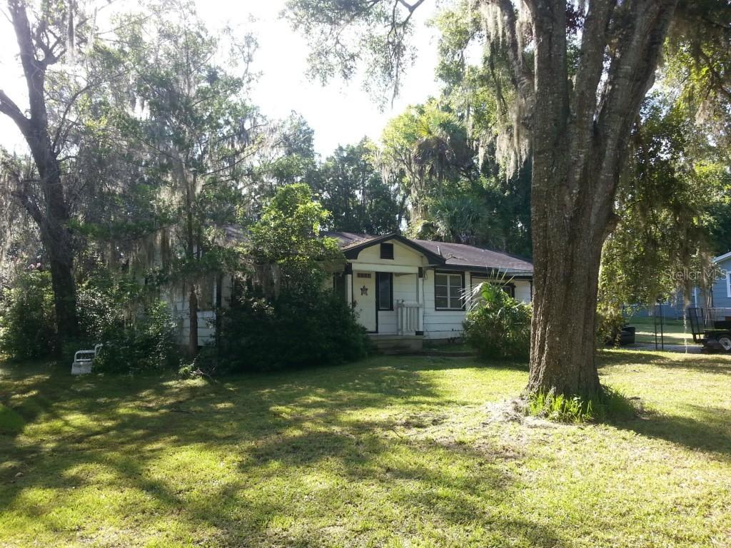 804 Whiteway Dr., Brooksville, FL 34601