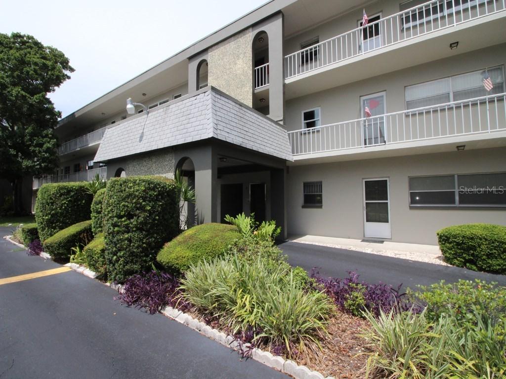 5890 38th Ave. #105, St Petersburg, FL 33710