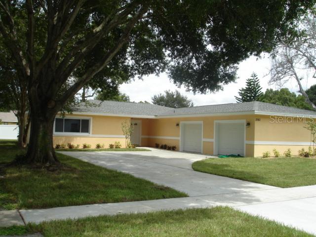 2561 Sunny Breeze Ave., Largo, FL 33770