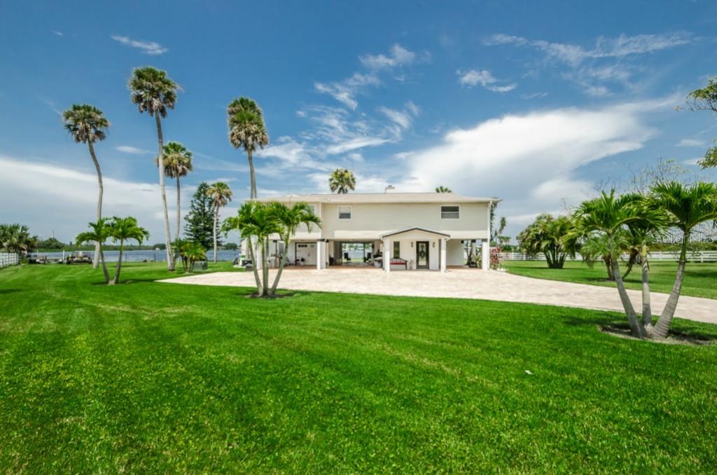3936 Silhouette Ln., Holiday, FL 34691