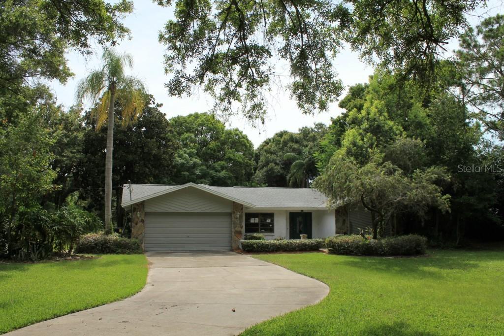 795 Riviere Rd., Palm Harbor, FL 34683