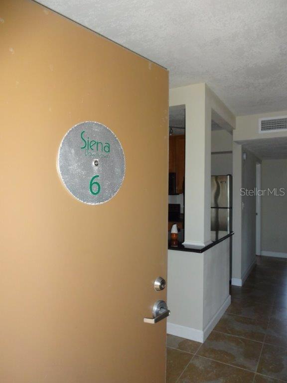 210 6th Ave. #6, St Petersburg, FL 33701