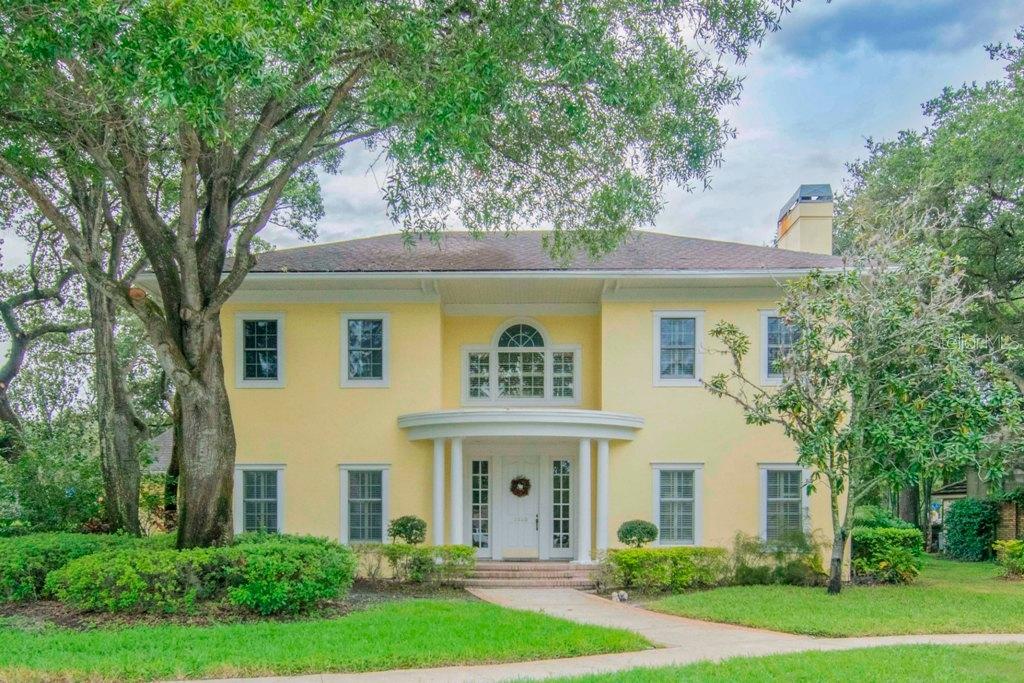 2820 Chelsea Pl., Clearwater, FL 33759