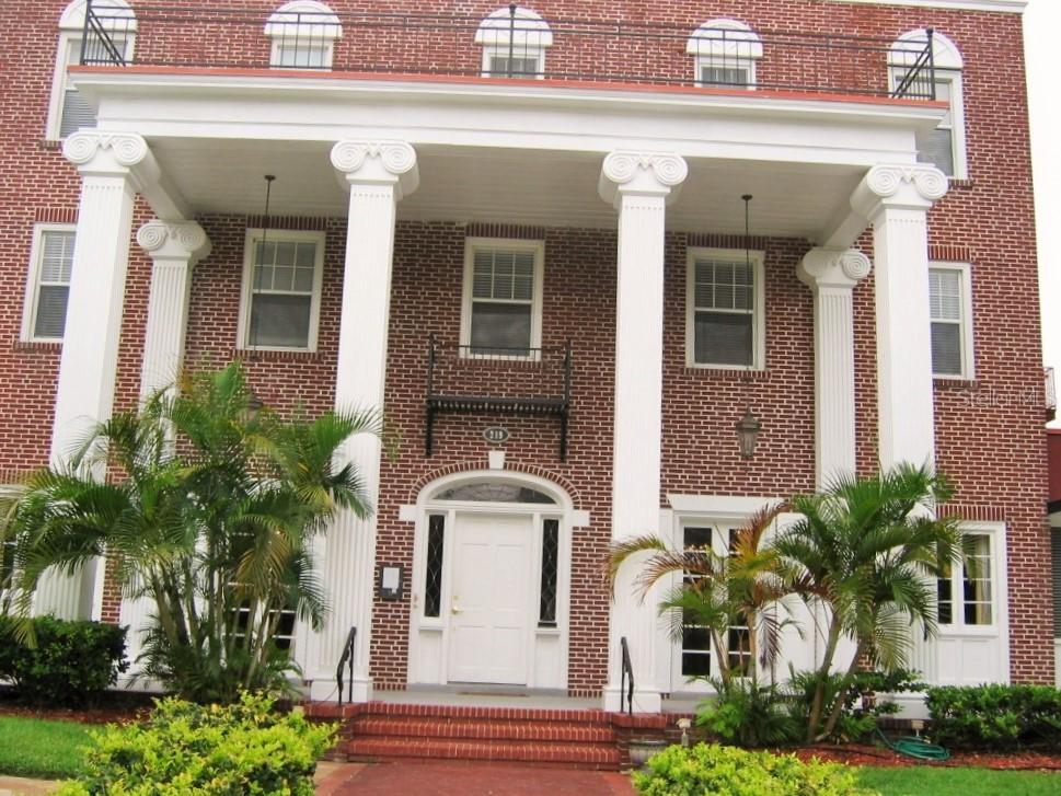 219 4th Ave. #301, St Petersburg, FL 33701