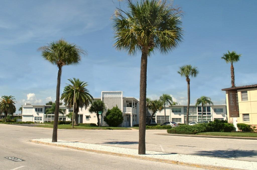 7050 Sunset Way #20, St Pete Beach, FL 33706