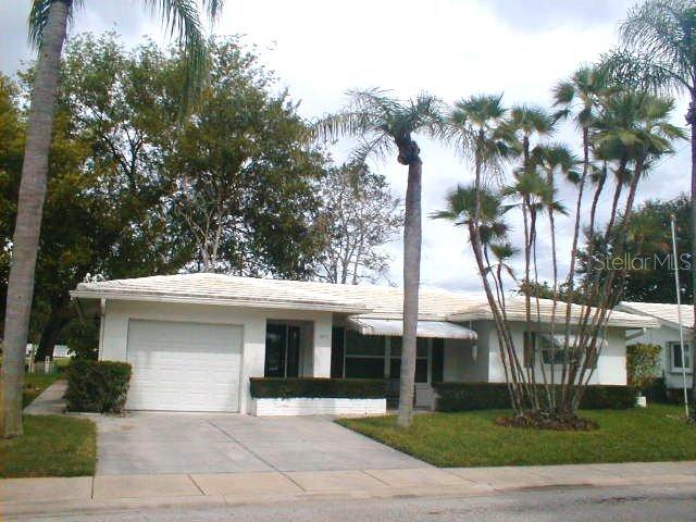 9627 Mainlands Blvd. #4, Pinellas Park, FL 33782