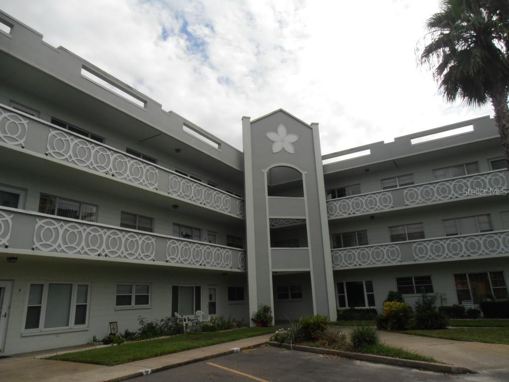 2257 World Parkway Blvd. #61, Clearwater, FL 33763