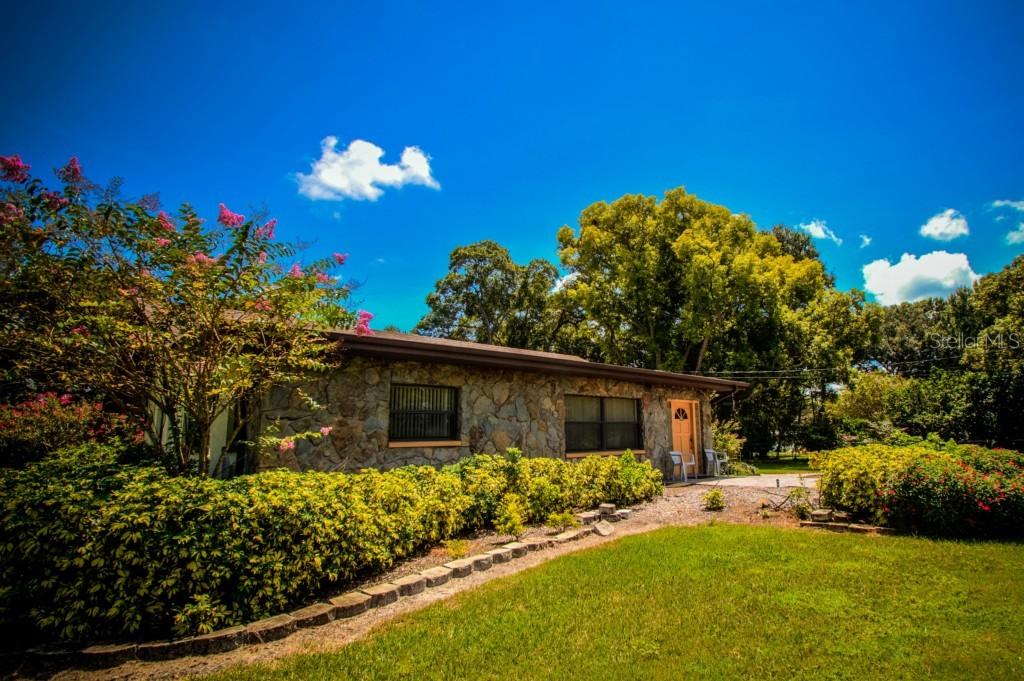 2745 Rigsby Ln., Safety Harbor, FL 34695