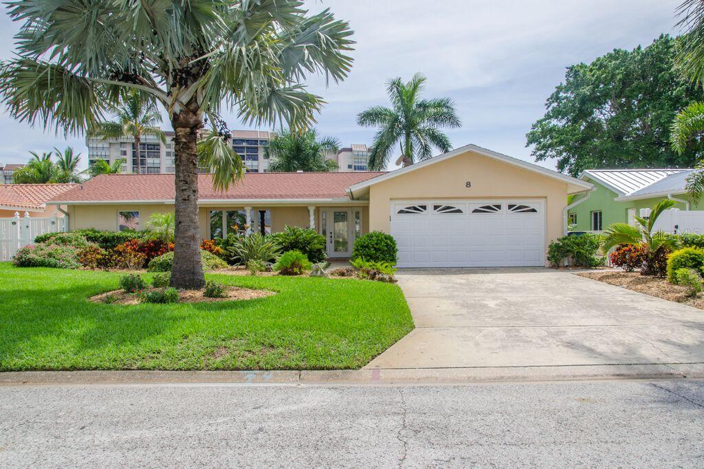 8 Bellevue Dr., Treasure Island, FL 33706
