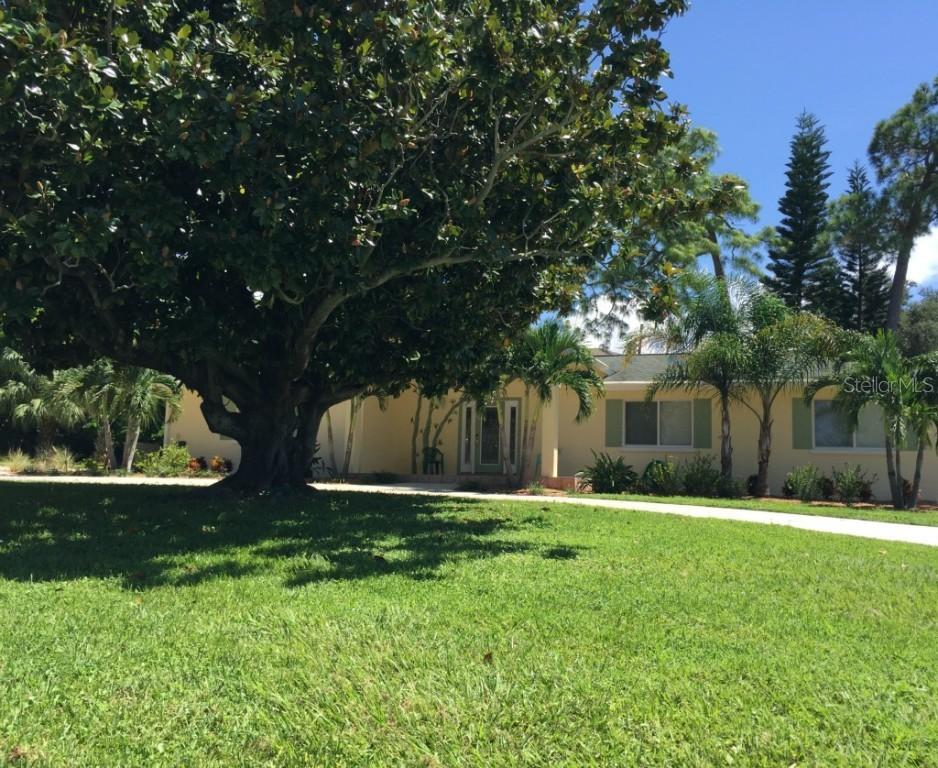 401 Bamboo Ln., Largo, FL 33770