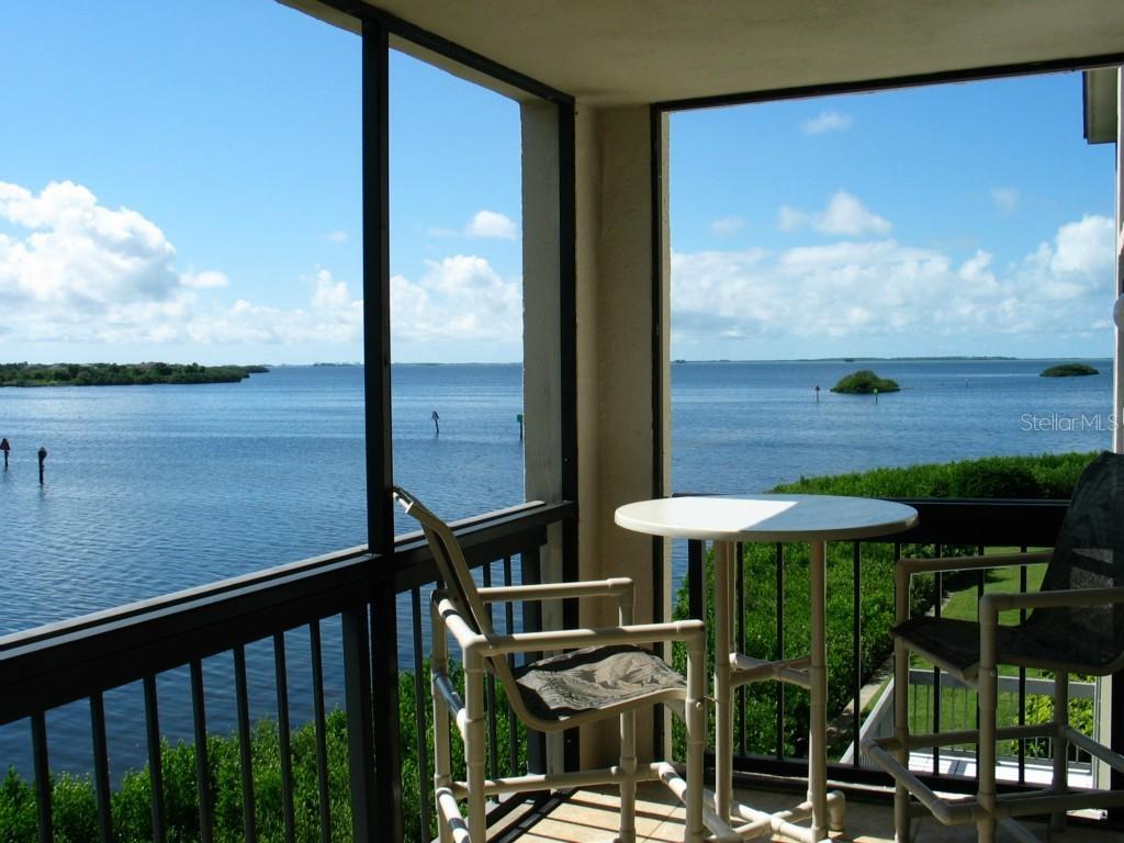 1810 Mariner Dr. #203, Tarpon Springs, FL 34689