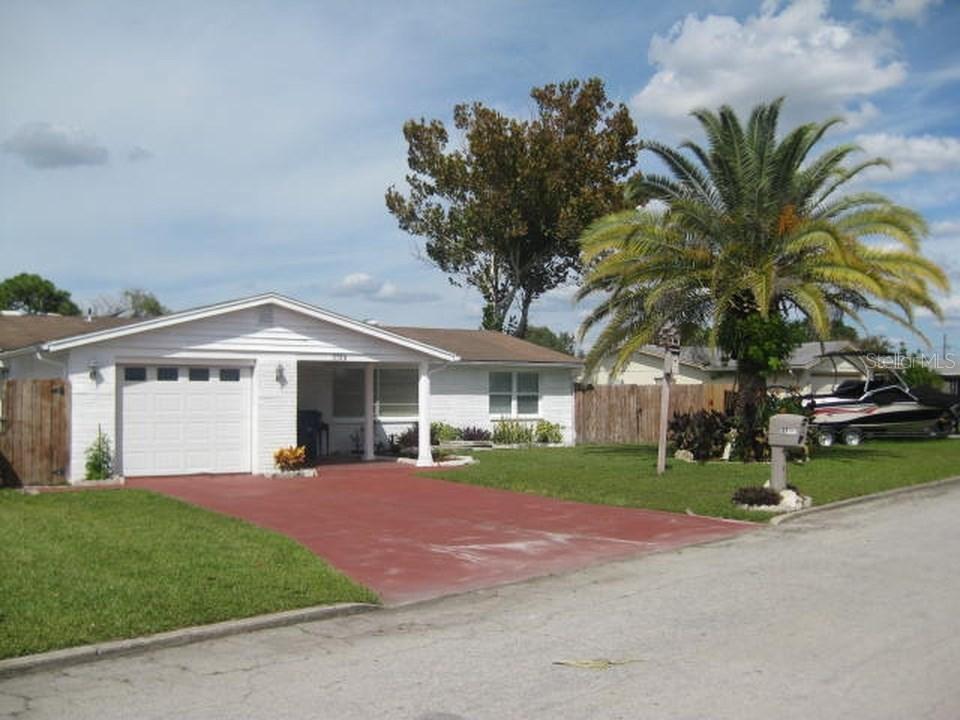 3709 Cedarwood Dr., Holiday, FL 34691