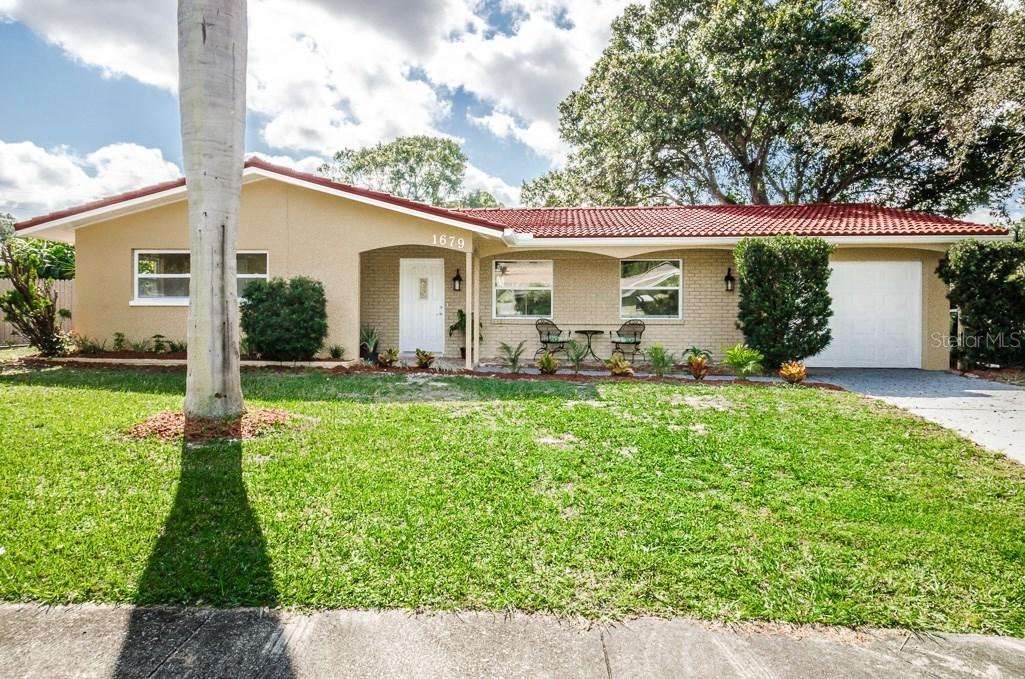 1679 Woodridge Dr., Clearwater, FL 33756